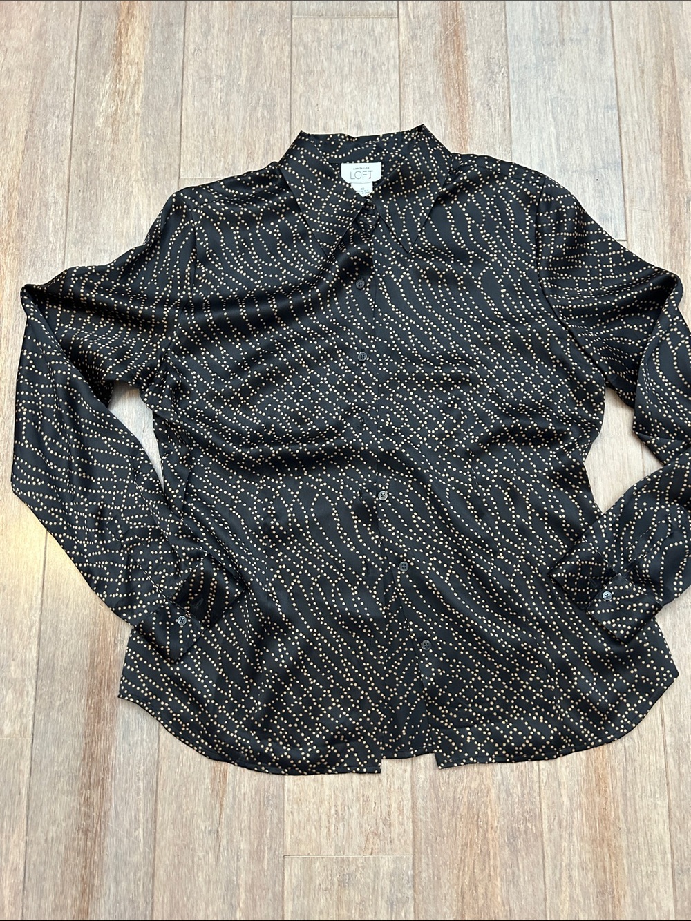 Ann Taylor LOFT Black Silk Blouse with Gold Dot Wave Print size 10